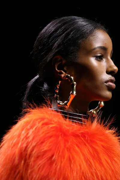 Look 120